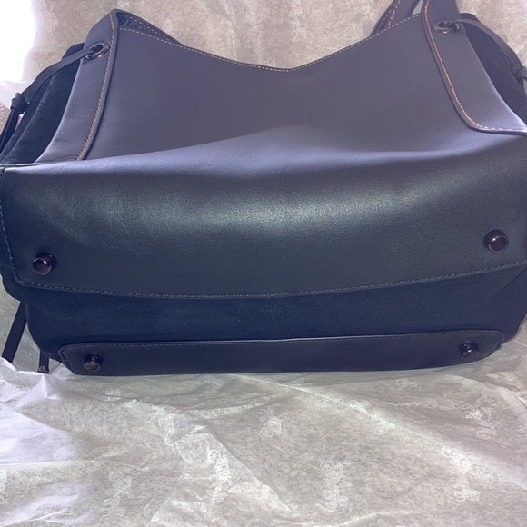 Coach Harmony Hobo - Picture 7 of 17